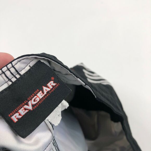 KRAV MAGA WORLDWIDE REVGEAR MEN’S CAMO SHORTS SHORTS NO TAG 28W Medium/Large - Picture 7 of 9